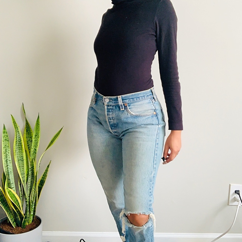 SOLD27/28 VTG Levi’s 501 Jeans light-medium